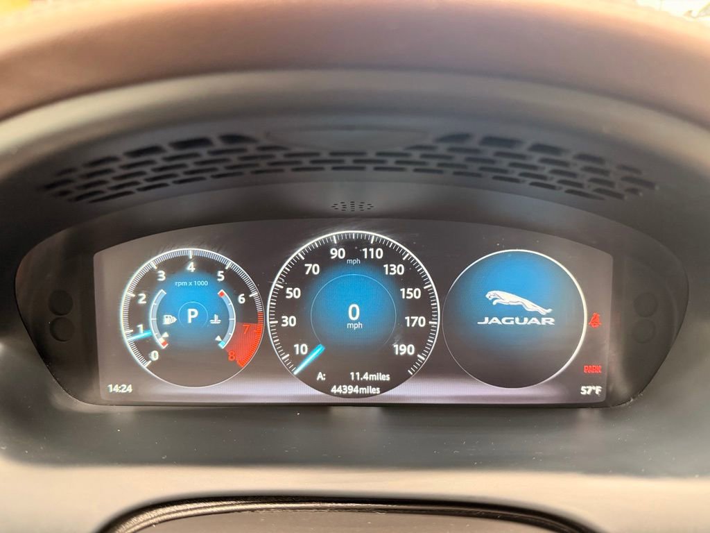 Used 2017 Jaguar XJ L Portfolio image 23