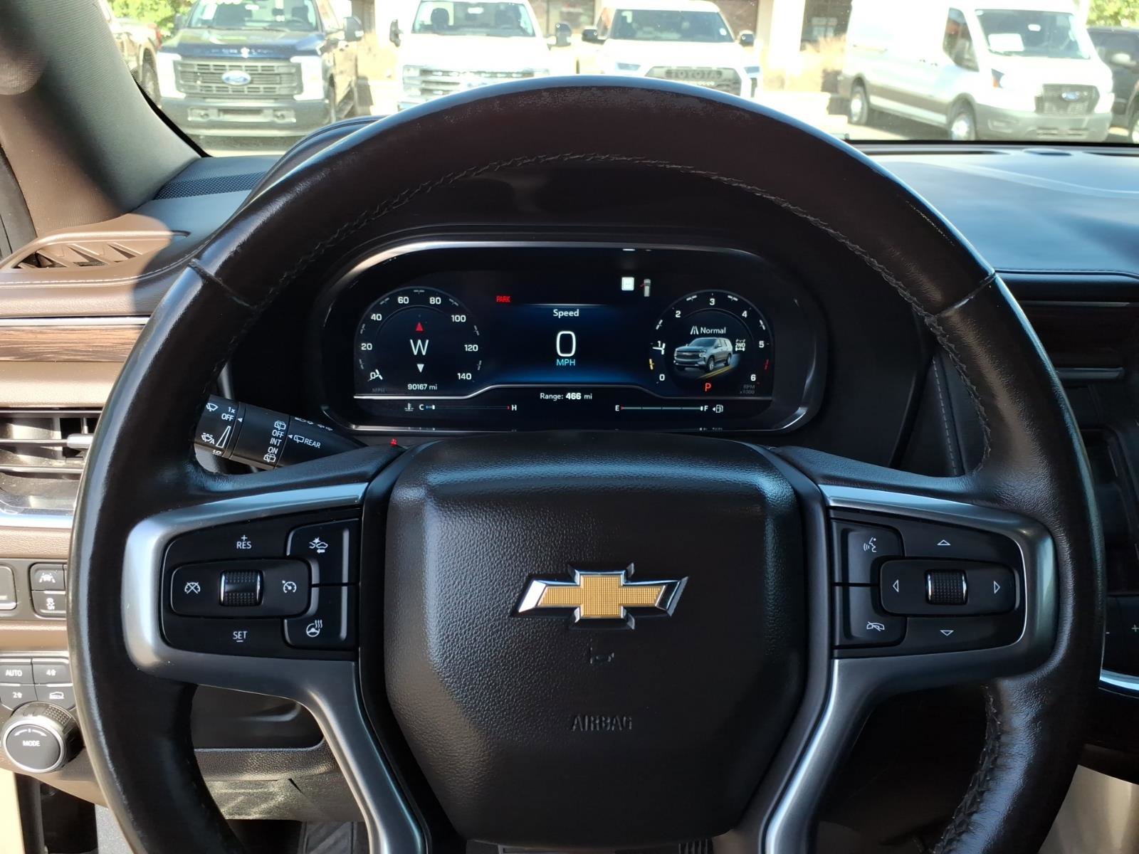 Used 2022 Chevrolet Tahoe LT w/ LT Signature Plus Package AWD/4WD image 19