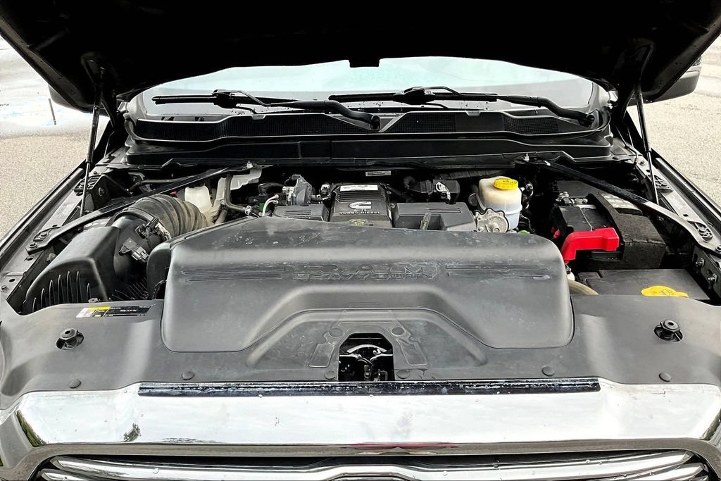 Used 2024 RAM 2500 Laramie AWD/4WD image 33