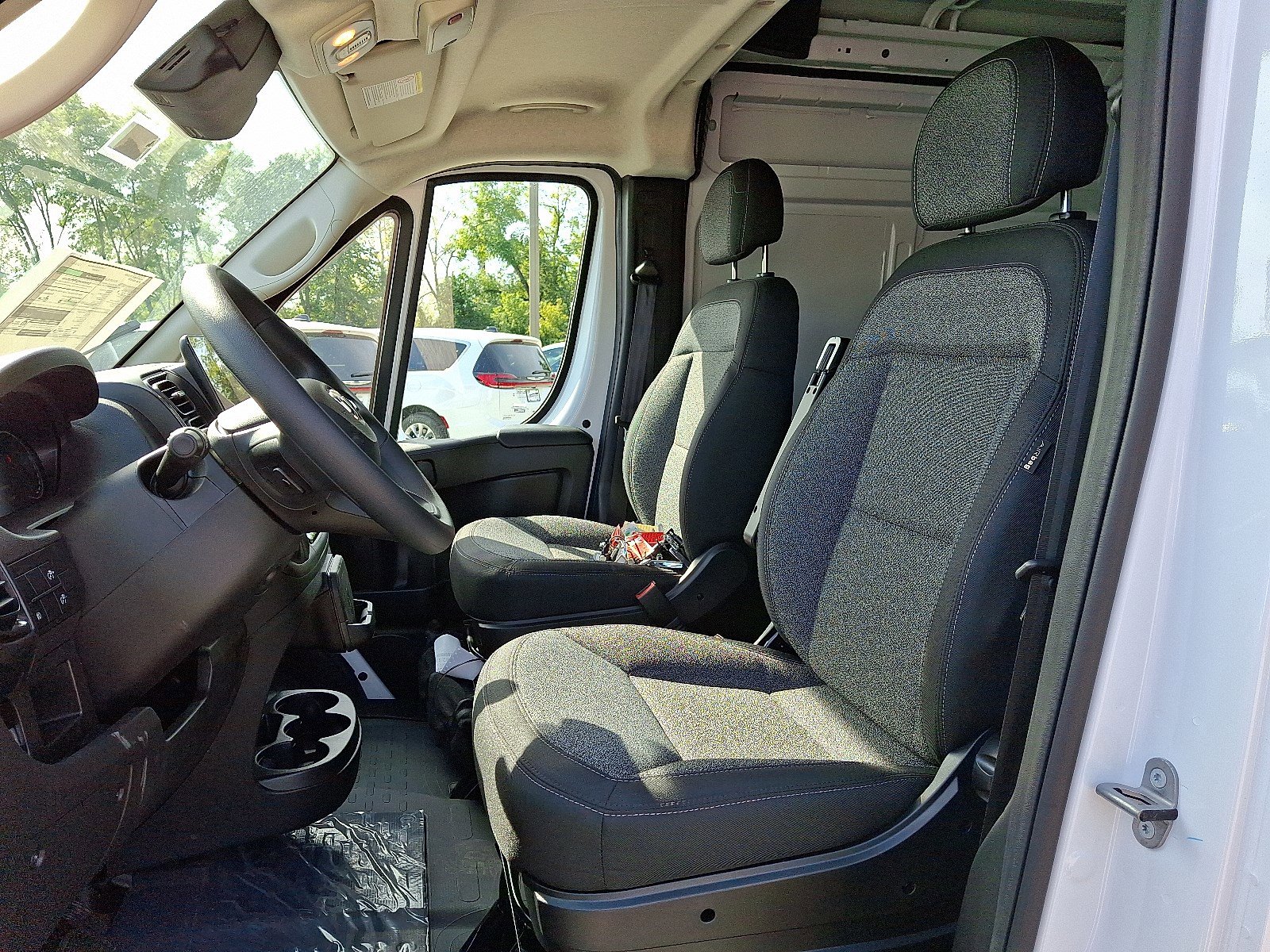 New 2026 RAM ProMaster 2500 image 8