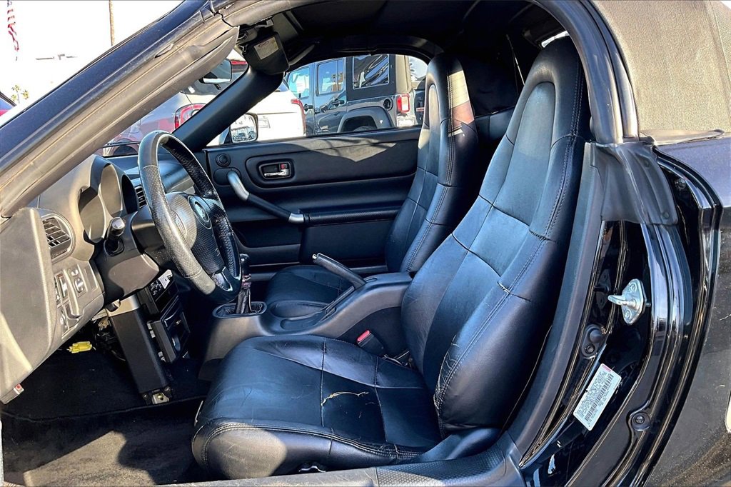 Used 2002 Toyota MR2 image 14