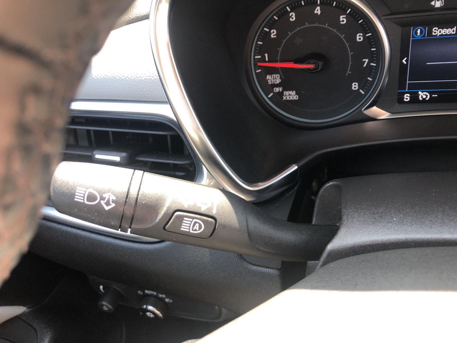 Used 2024 Chevrolet Equinox LT w/ Driver Convenience Package FWD image 27