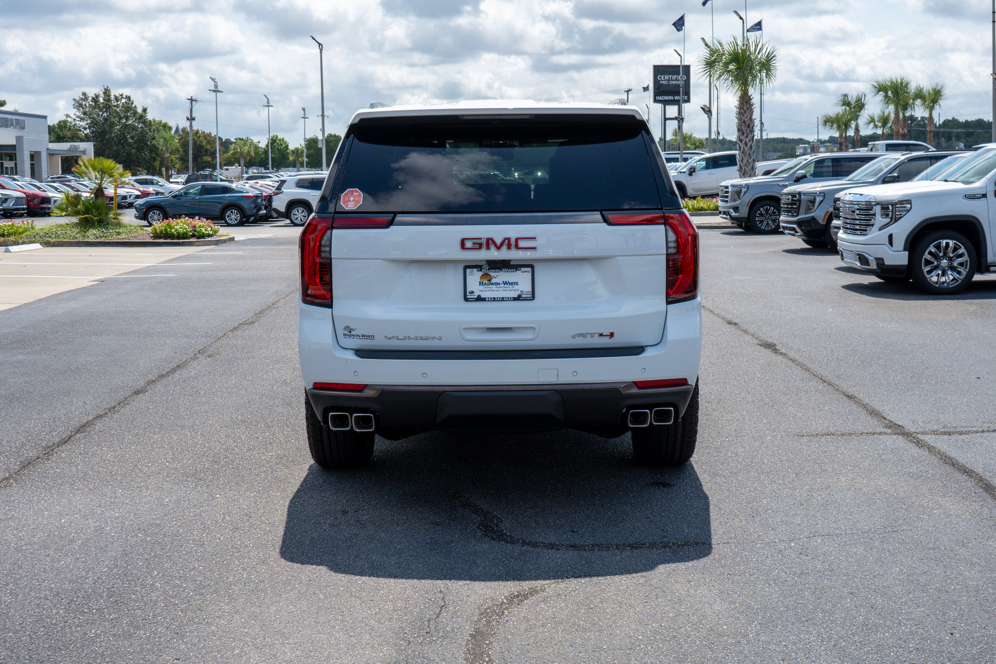 New 2026 GMC Yukon AT4 Ultimate AWD/4WD image 4