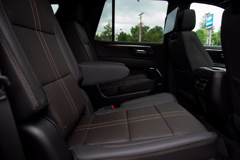 New 2026 Chevrolet Tahoe High Country AWD/4WD image 15