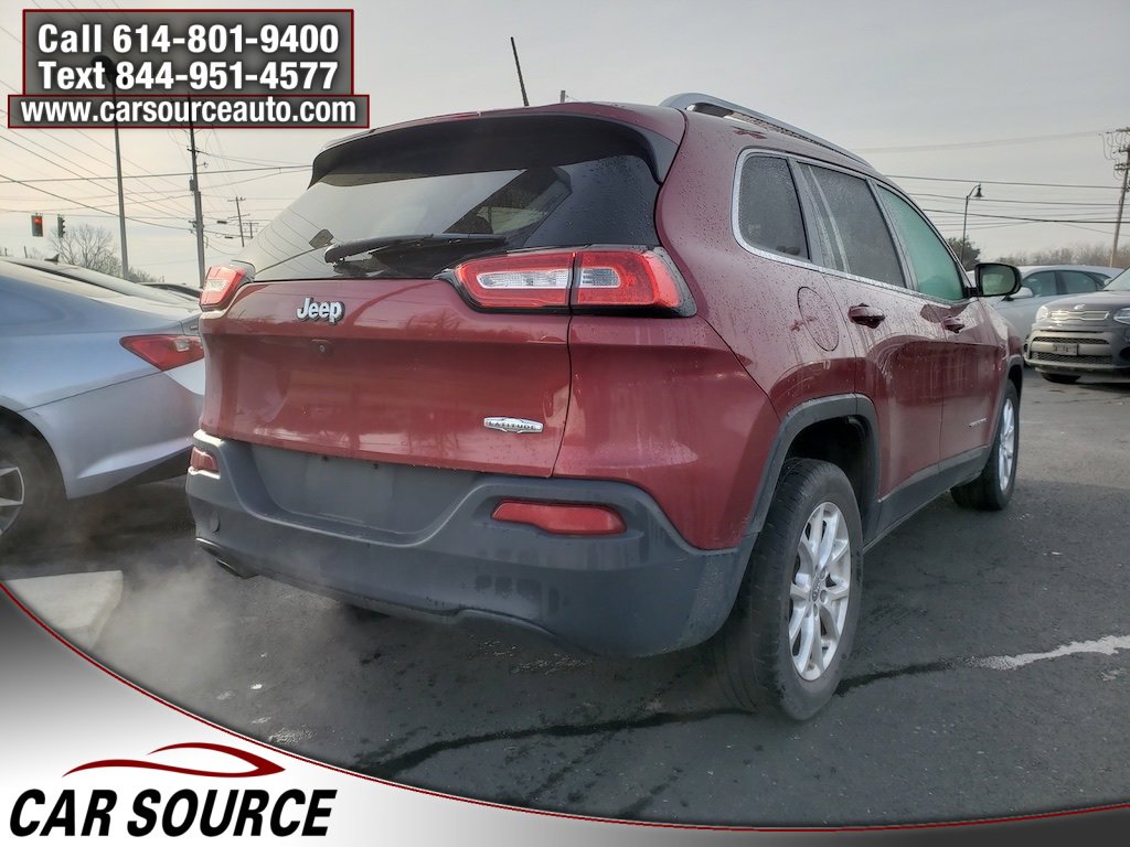 Used 2016 Jeep Cherokee Latitude w/ Cold Weather Group image 5