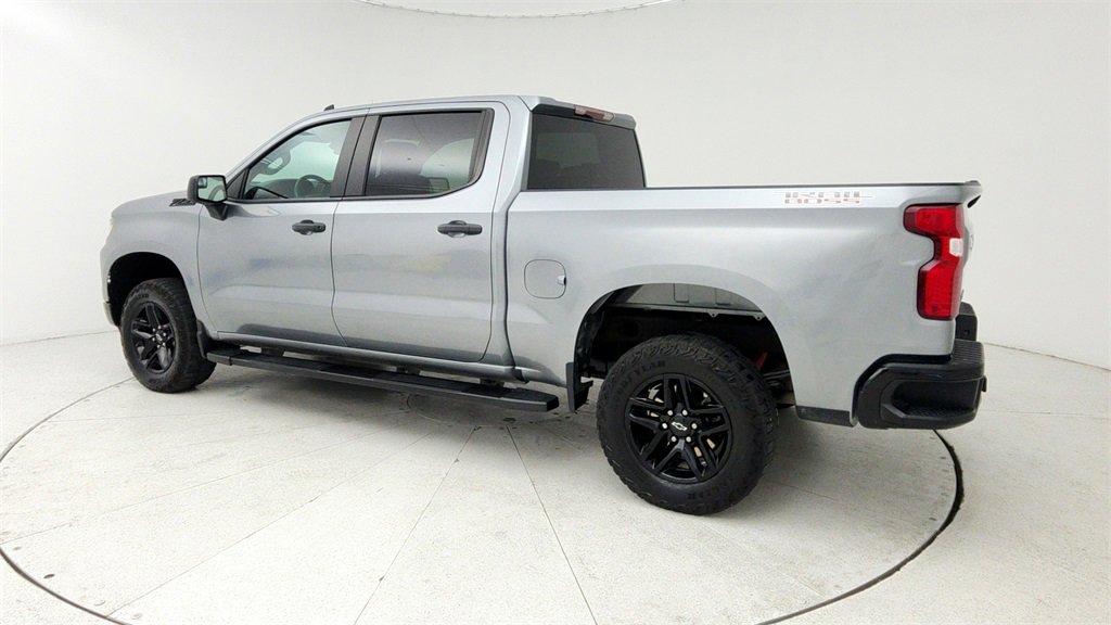 Used 2024 Chevrolet Silverado 1500 Custom Trail Boss w/ LPO, Dark Essentials Package image 6