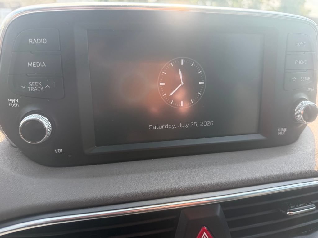 Used 2020 Hyundai Santa Fe SEL FWD image 9