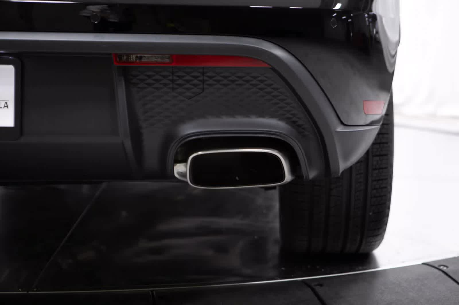 Certified 2026 Porsche Macan image 21