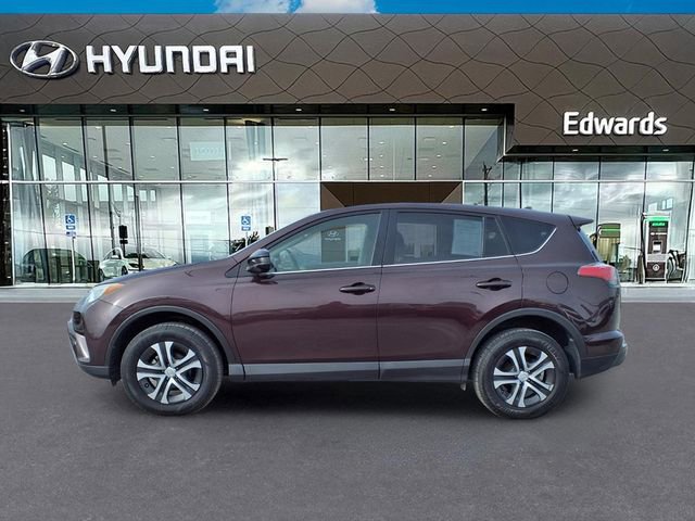 Used 2018 Toyota RAV4 LE image 3
