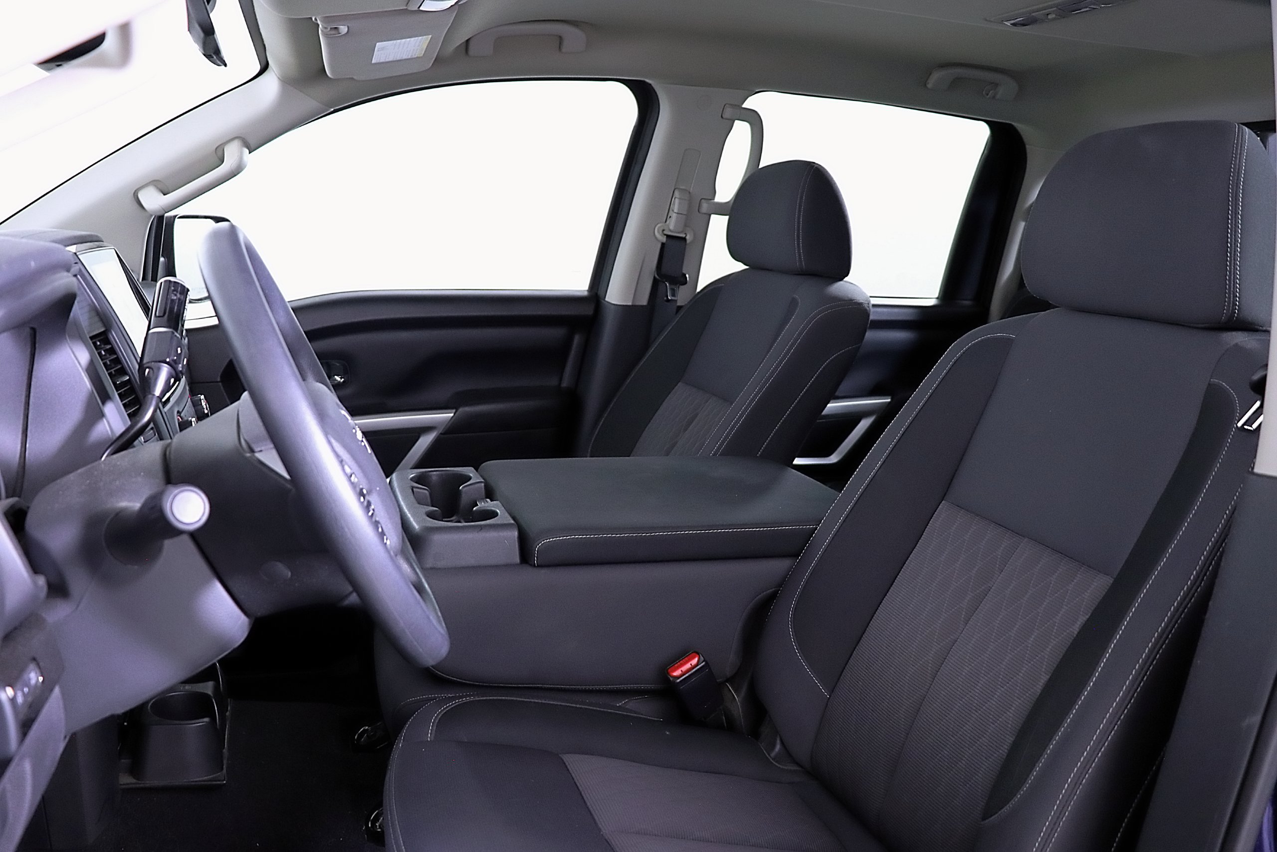 Used 2024 Nissan Titan SV w/ Accessory Utility Package AWD/4WD image 24