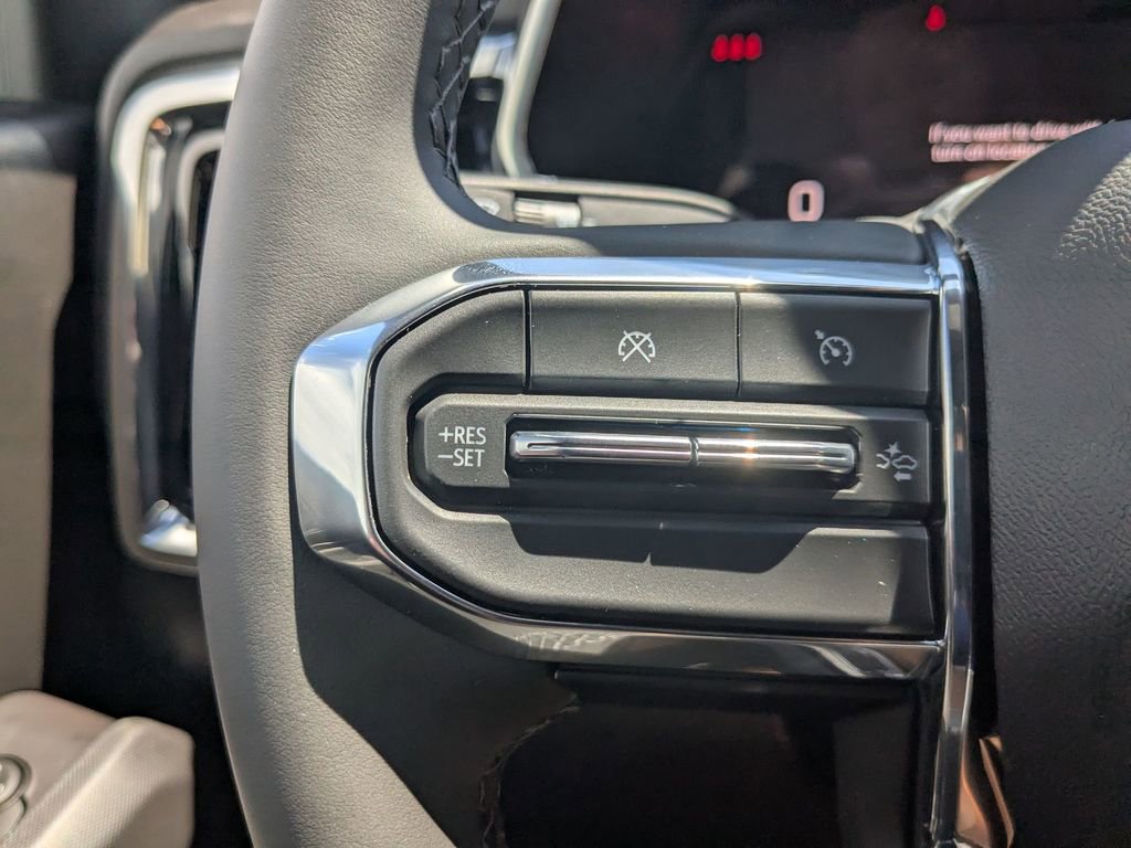 New 2026 GMC Canyon Elevation w/ Convenience Package image 16