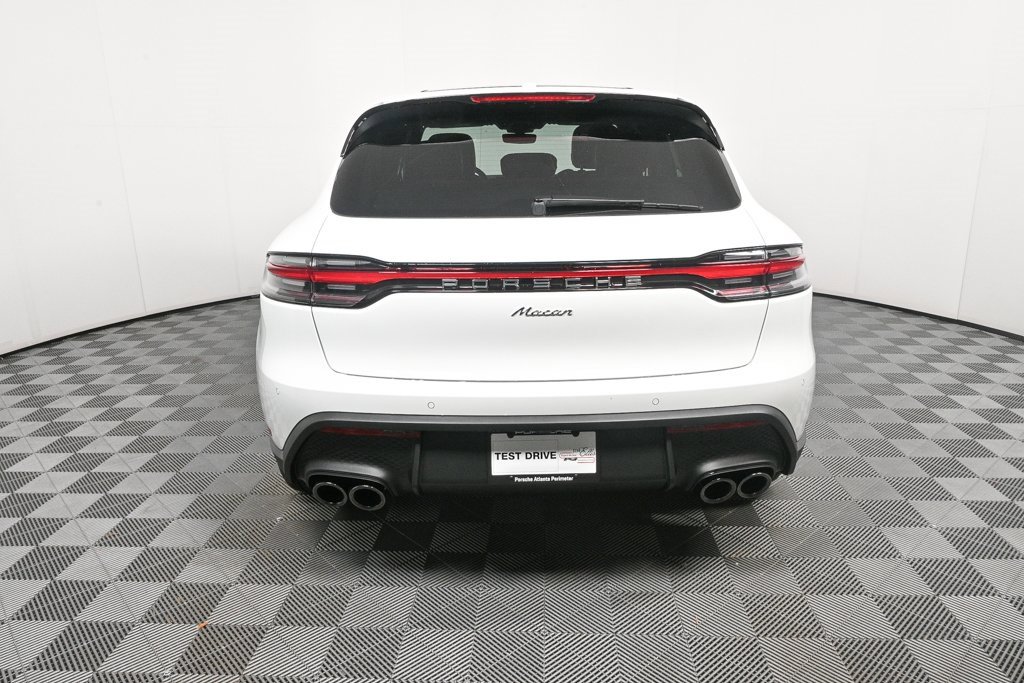Certified 2025 Porsche Macan image 29
