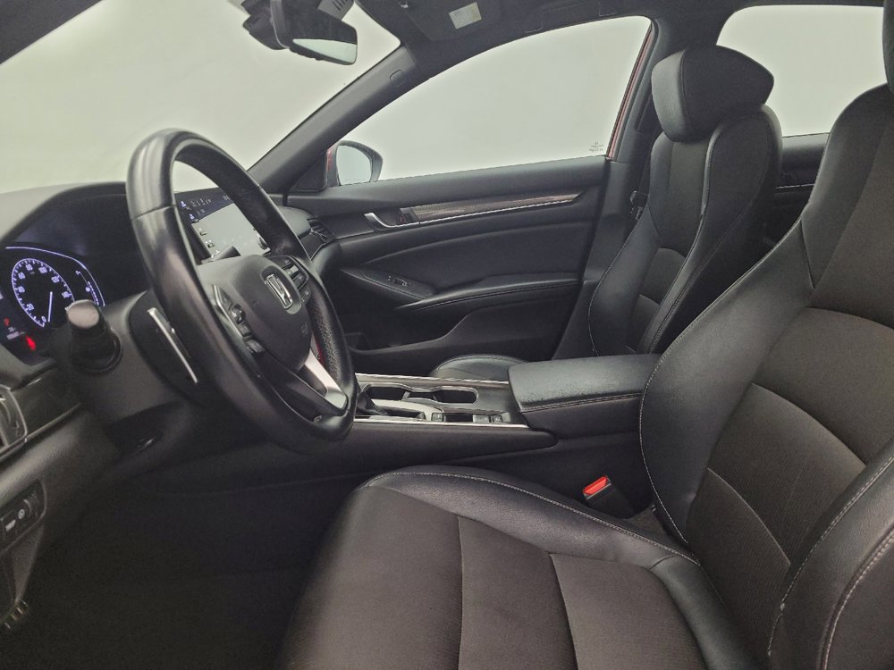 Used 2018 Honda Accord Sport image 17