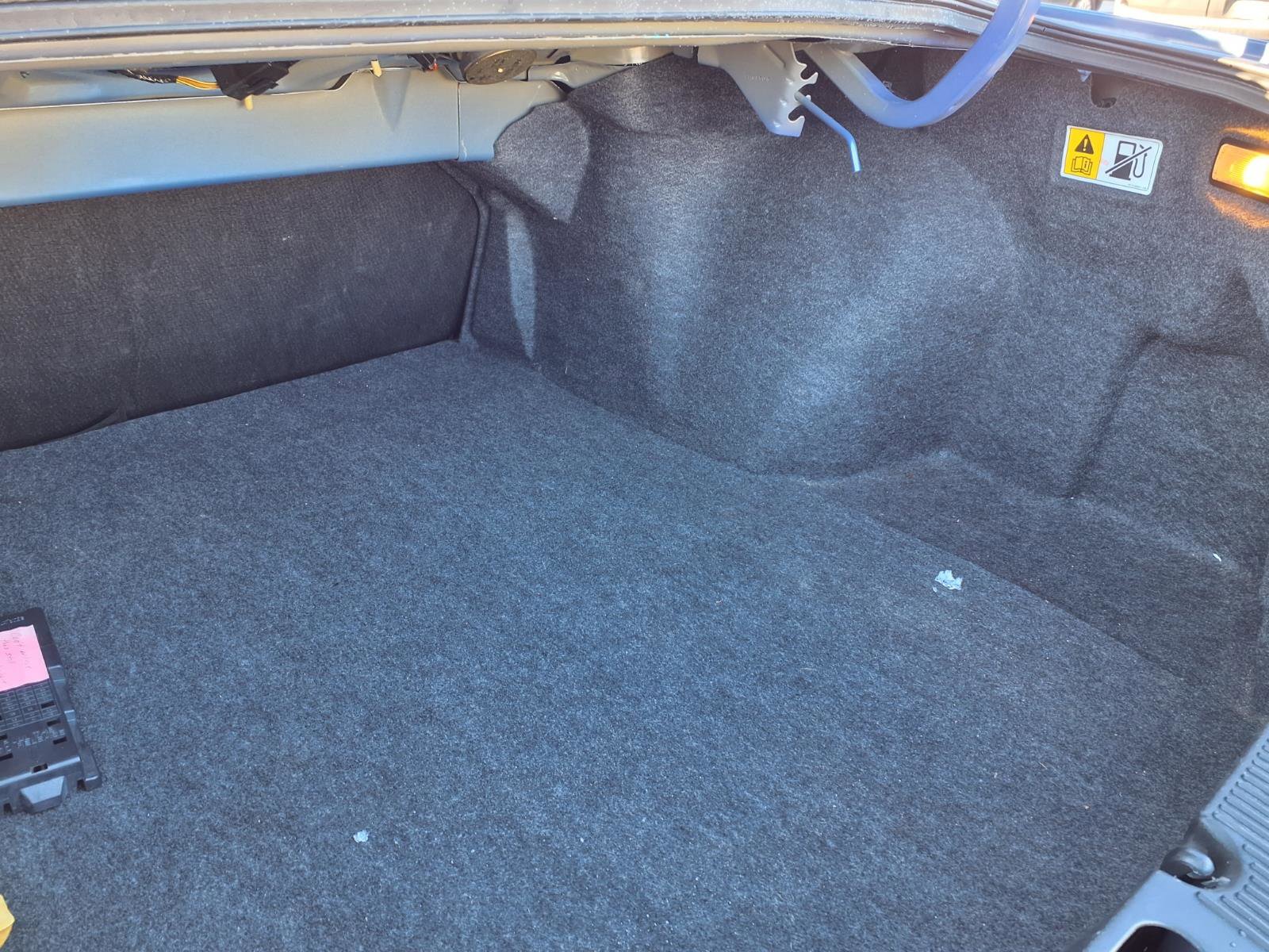 Used 2003 Ford Taurus SE image 16