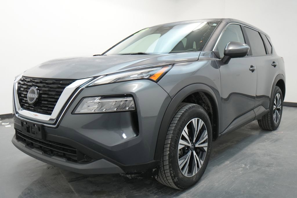 Used 2023 Nissan Rogue SV image 3