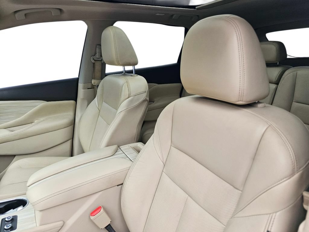 Used 2018 Nissan Murano Platinum w/ Cargo Package FWD image 19