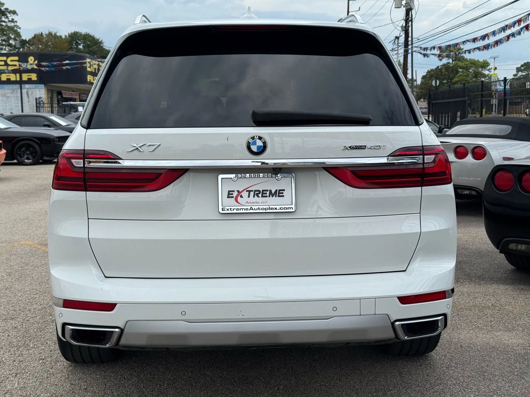 Used 2021 BMW X7 xDrive40i w/ Premium Package image 3