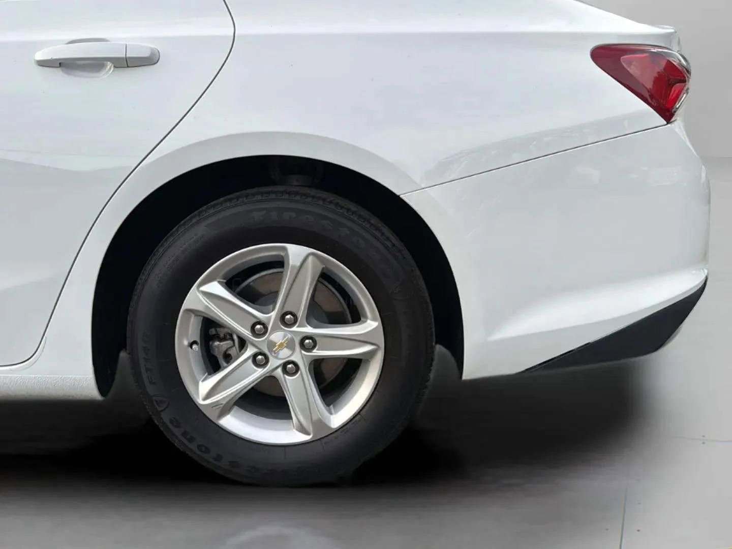 Used 2022 Chevrolet Malibu LT image 29