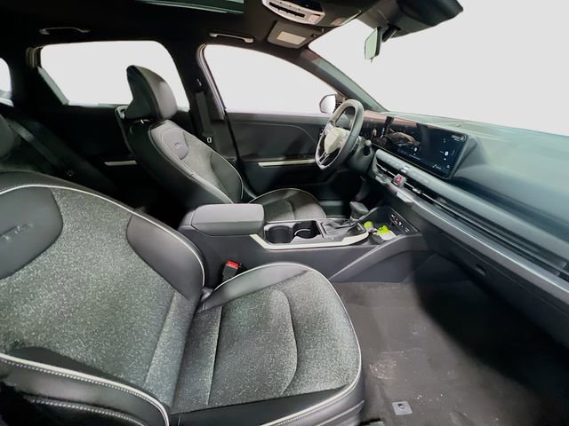 New 2025 Kia K4 GT-Line w/ GT-Line Sunroof Package image 28