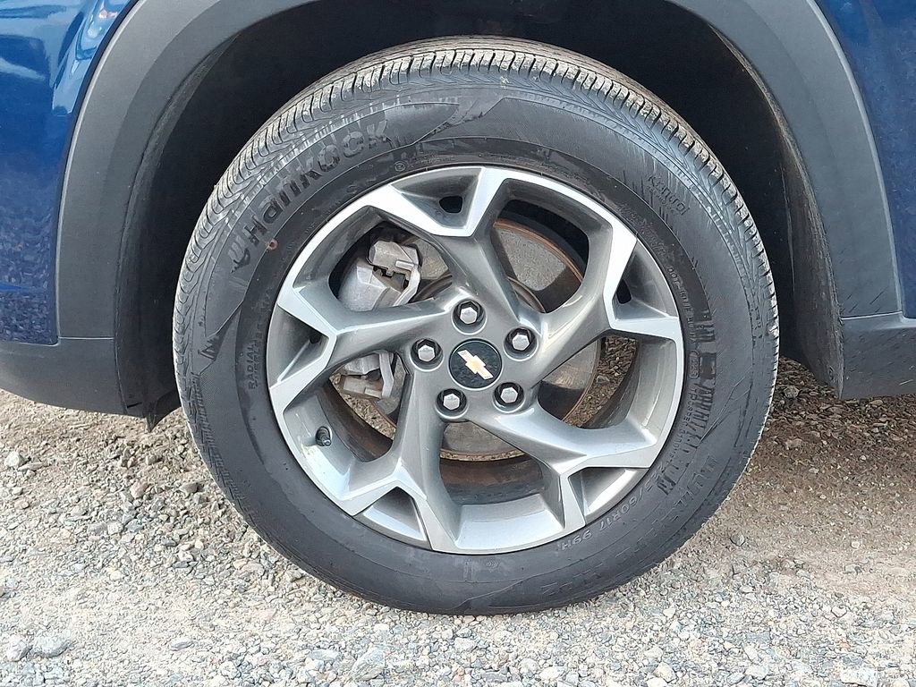 Used 2024 Chevrolet Trax LT image 34