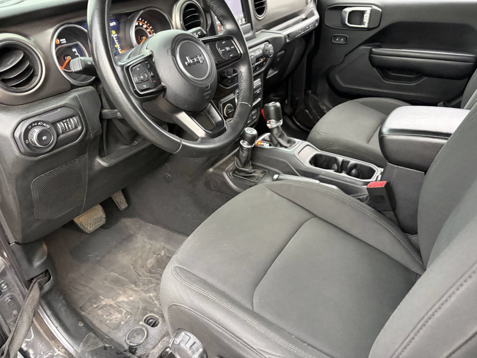 Used 2018 Jeep Wrangler Unlimited Sport S AWD/4WD image 19
