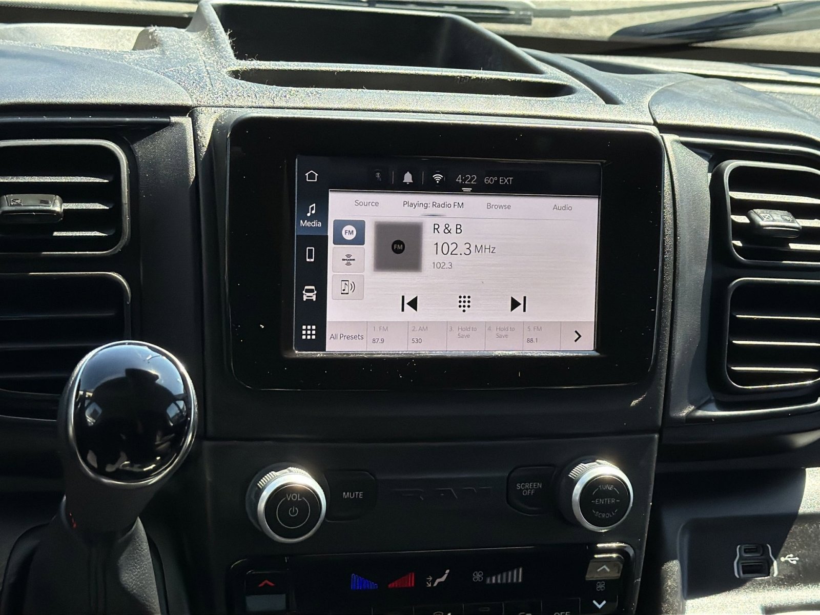 Used 2023 RAM ProMaster 2500 image 18