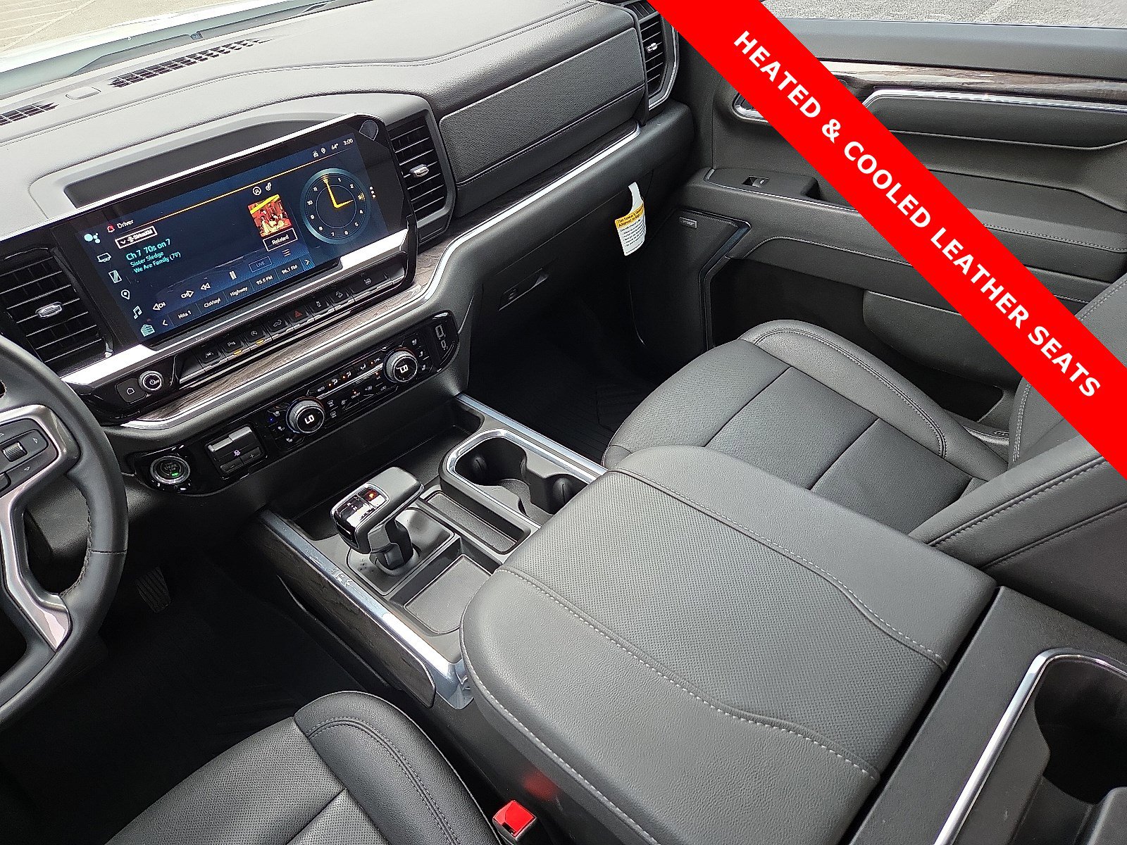 Used 2023 Chevrolet Silverado 1500 LTZ image 12