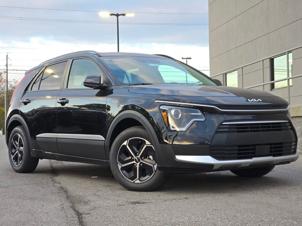 New 2025 Kia Niro EX image 2