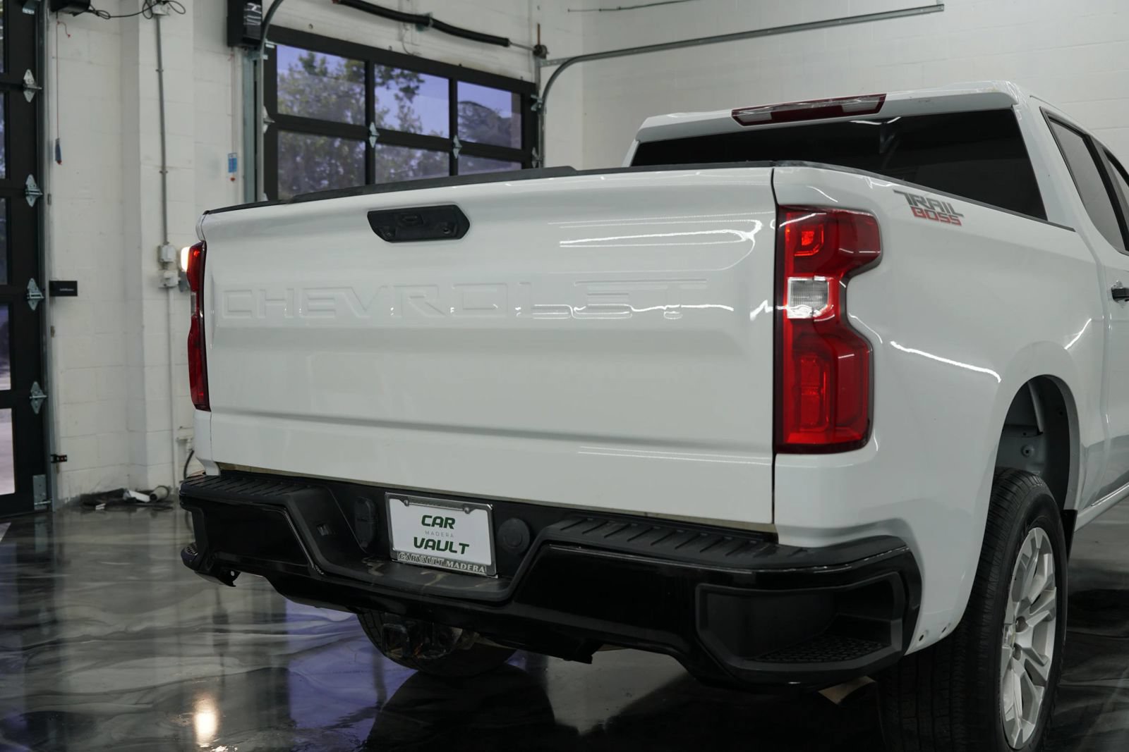 Used 2023 Chevrolet Silverado 1500 LT Trail Boss w/ Protection Package AWD/4WD image 13