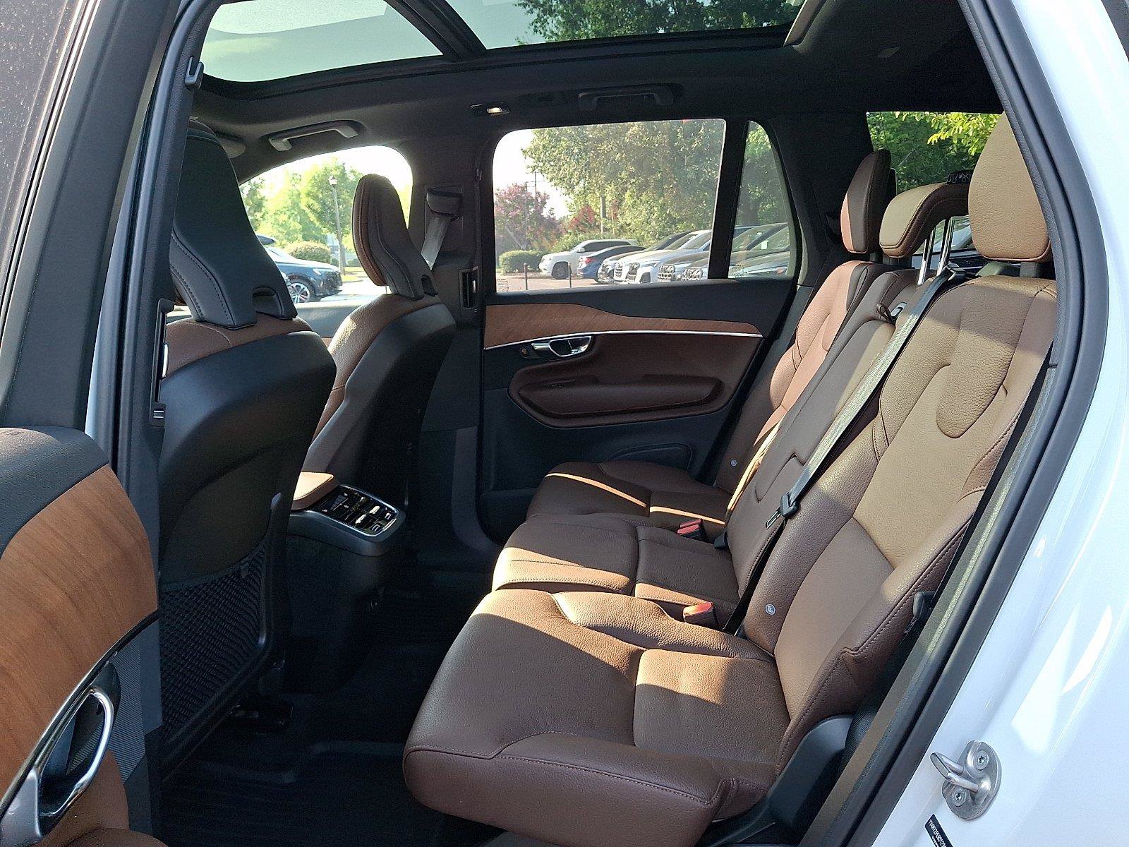 Used 2025 Volvo XC90 B5 Plus w/ Protection Package Premier AWD/4WD image 10