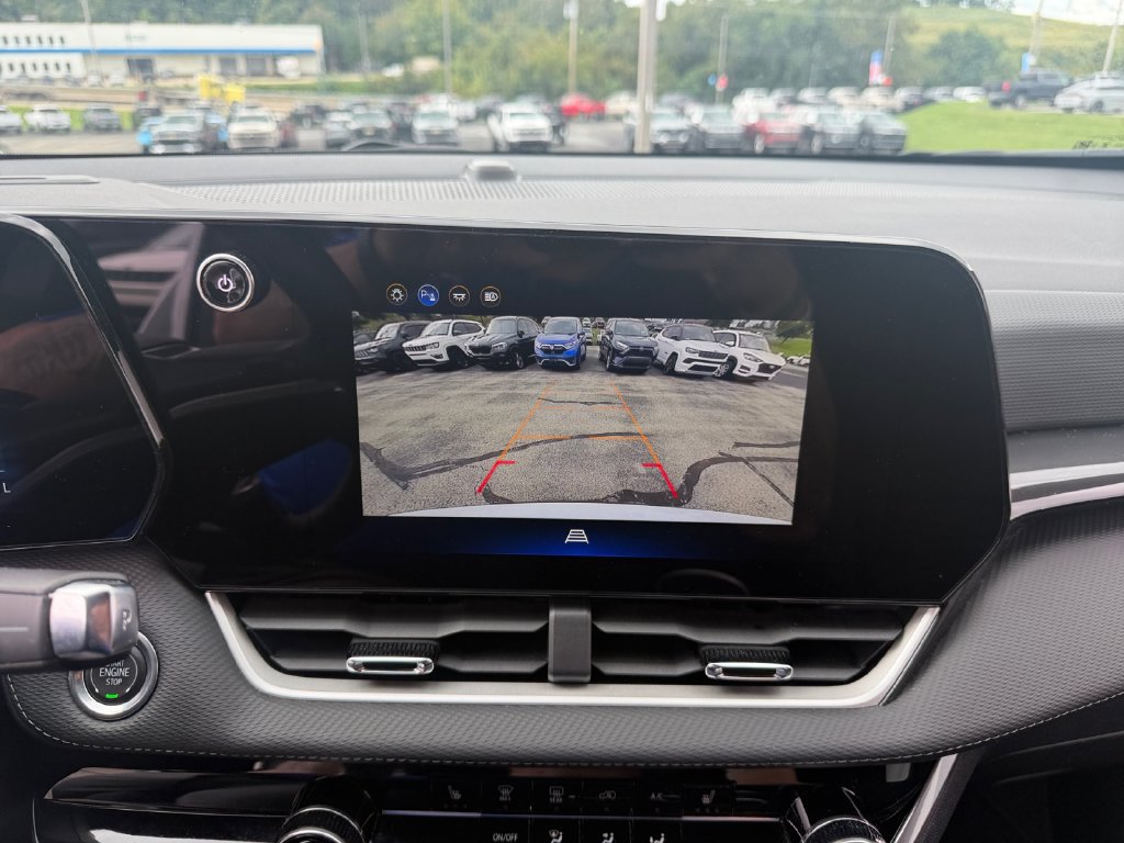 Certified 2026 Chevrolet Equinox LT AWD/4WD image 18