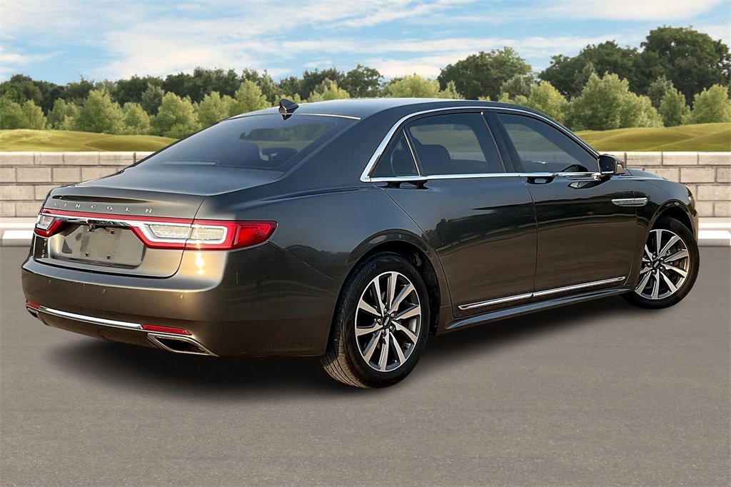 Used 2019 Lincoln Continental Premiere image 12