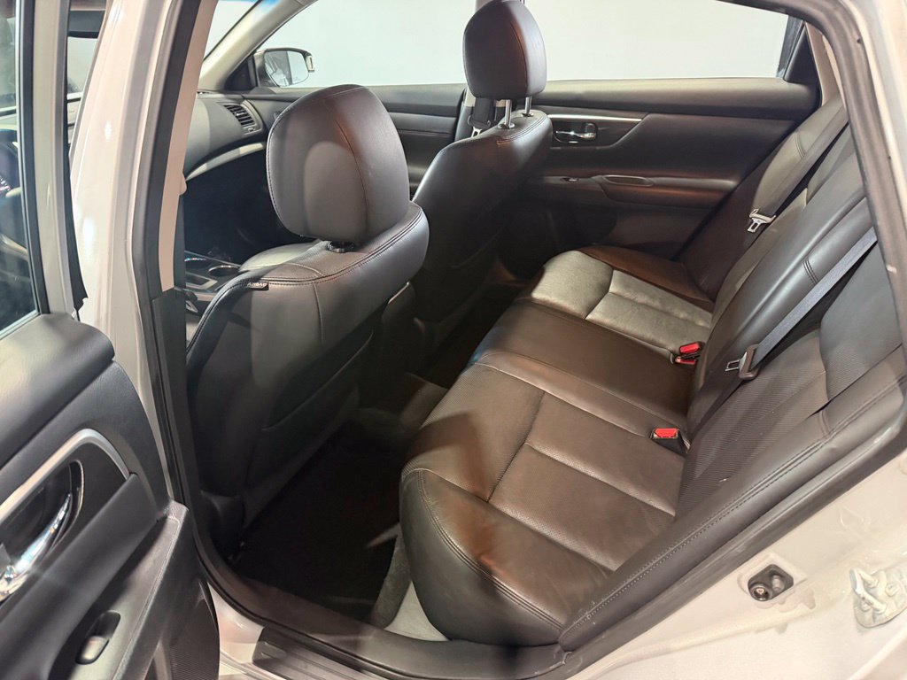 Used 2014 Nissan Altima 2.5 SL w/ Technology Package FWD image 15