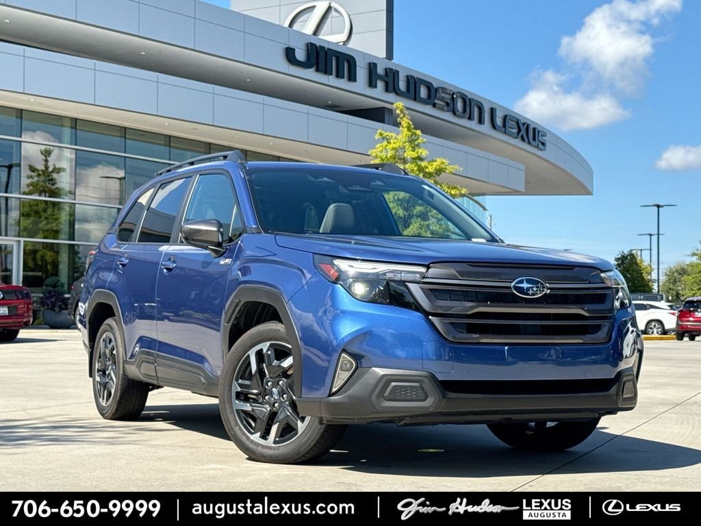Used 2025 Subaru Forester Premium w/ Protection Package (1PH)