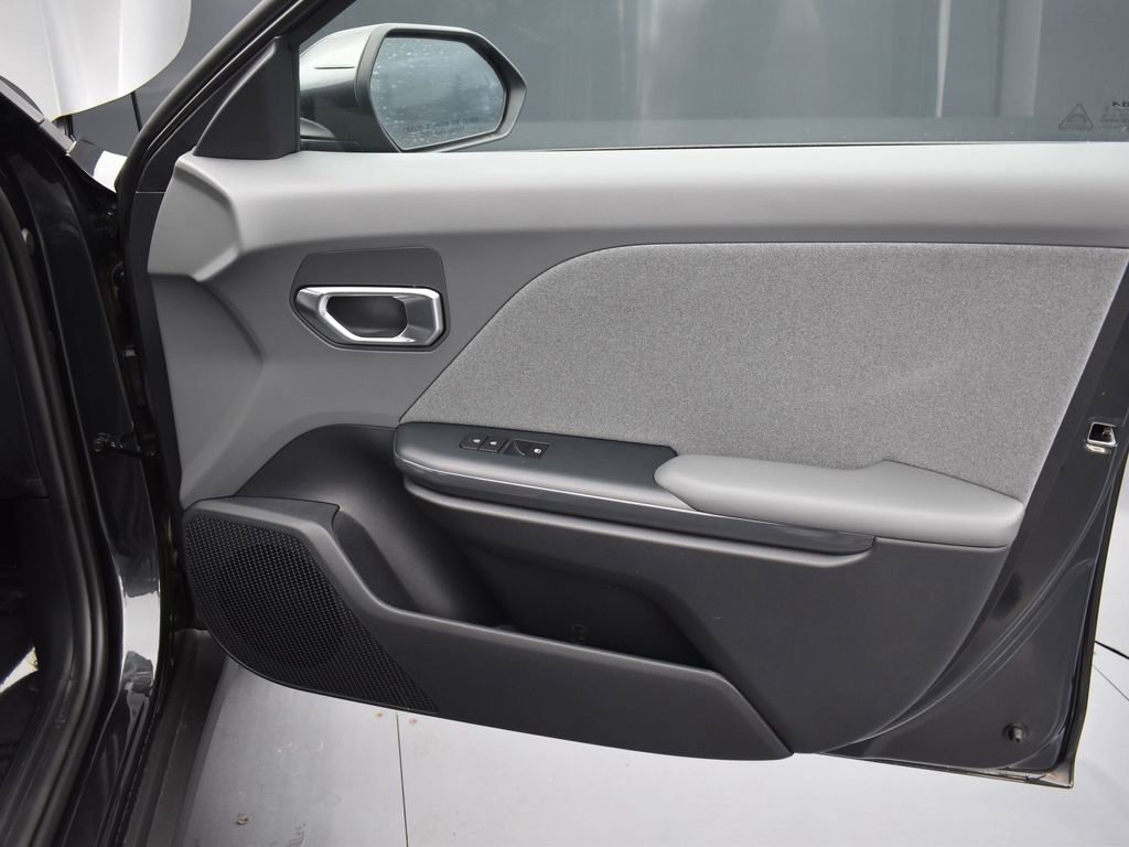Certified 2025 Kia K4 GT-Line Turbo FWD image 21