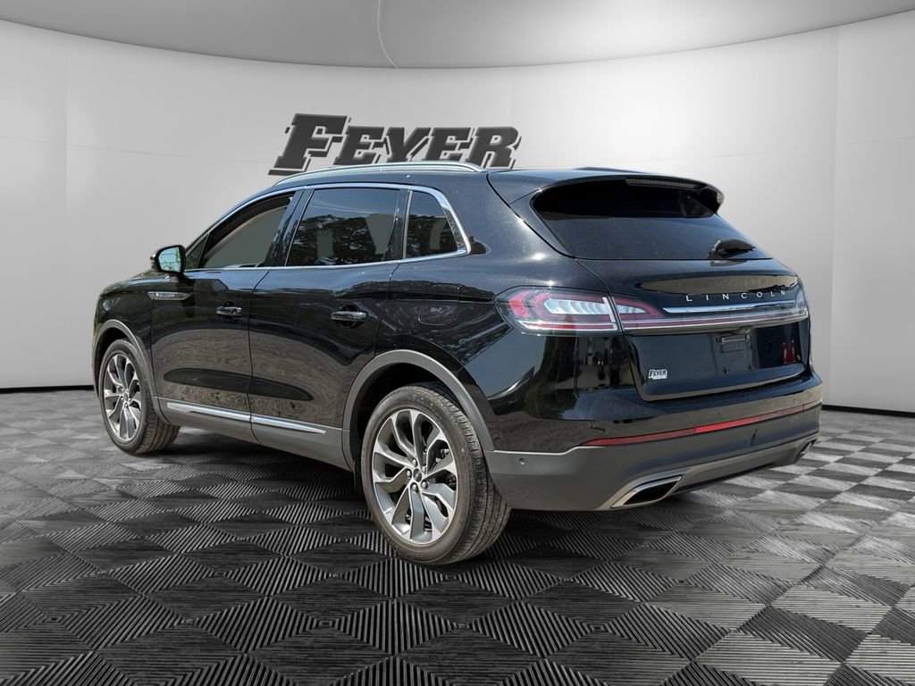 Used 2023 Lincoln Nautilus Reserve w/ Equipment Group 201A FWD image 3