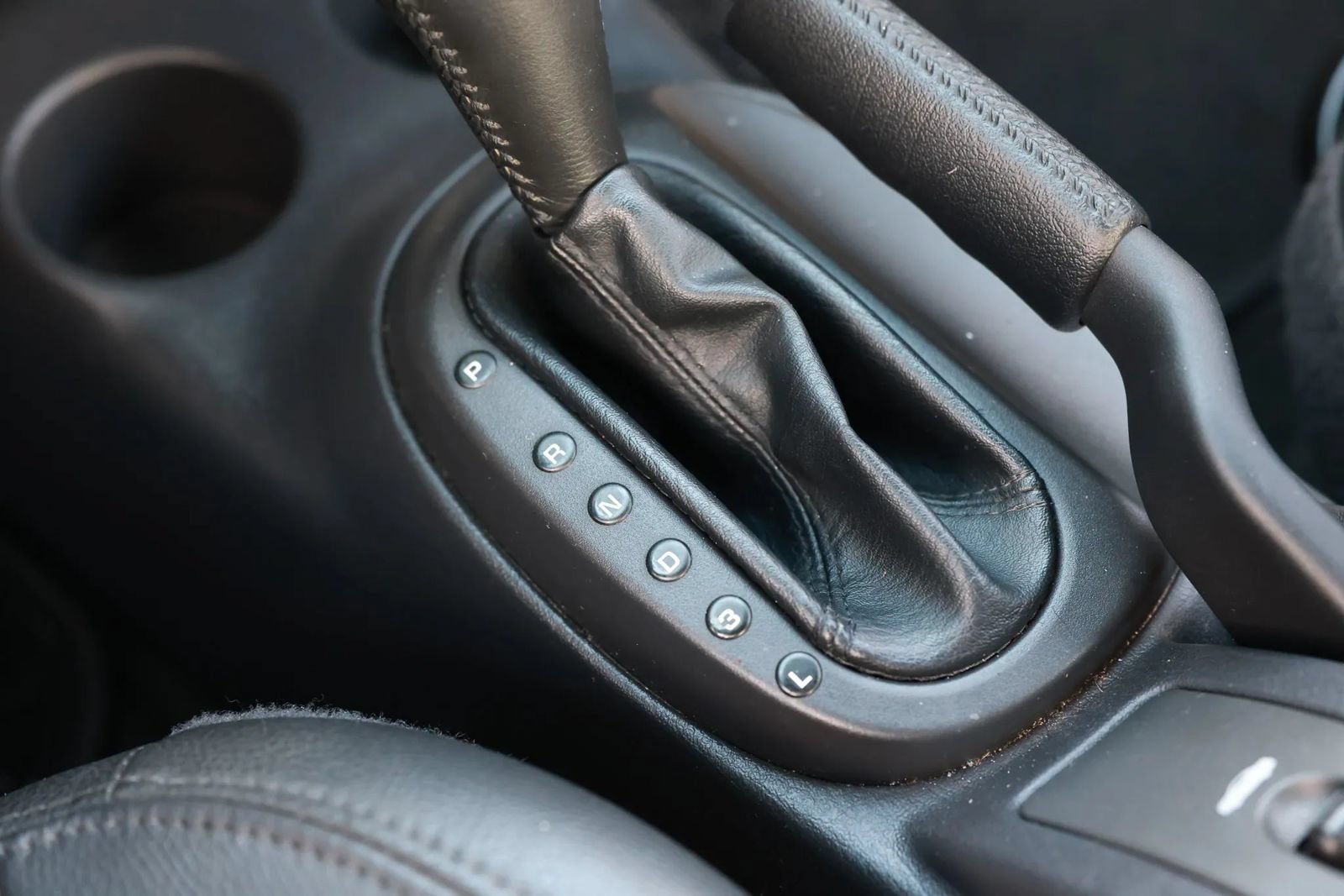 Used 2006 Chrysler Sebring Touring FWD image 36