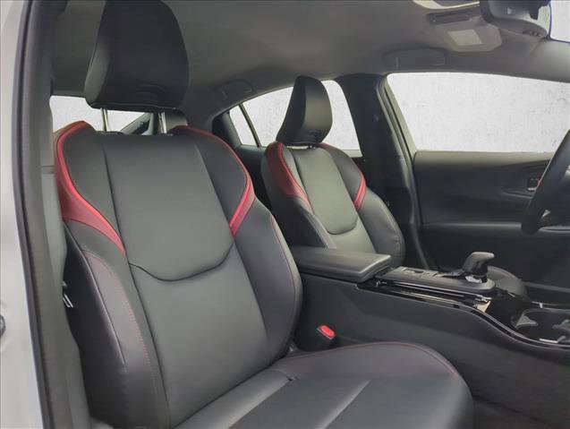 Used 2025 Toyota Prius Plug-In Hybrid image 26