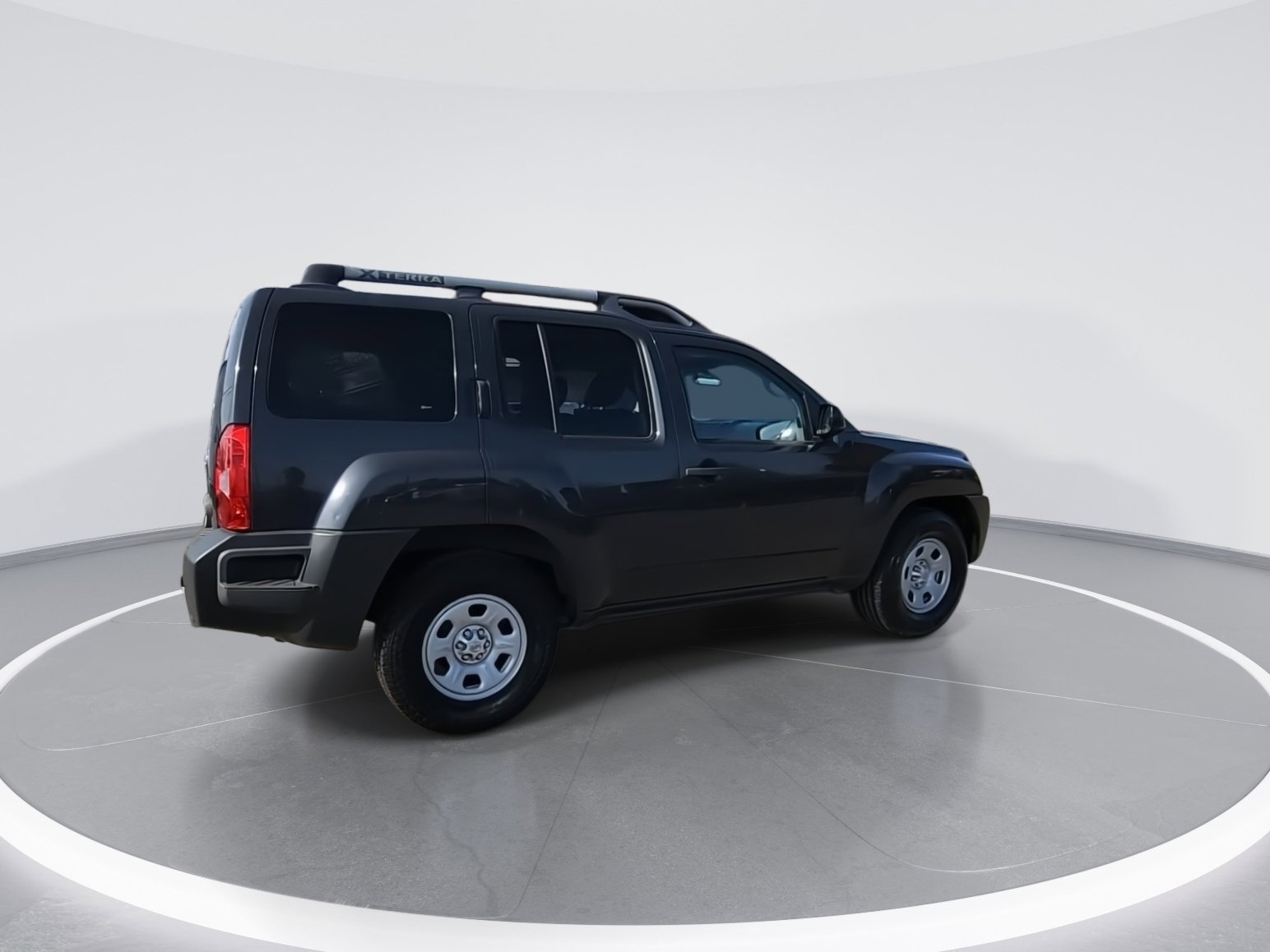 Used 2013 Nissan Xterra X image 8