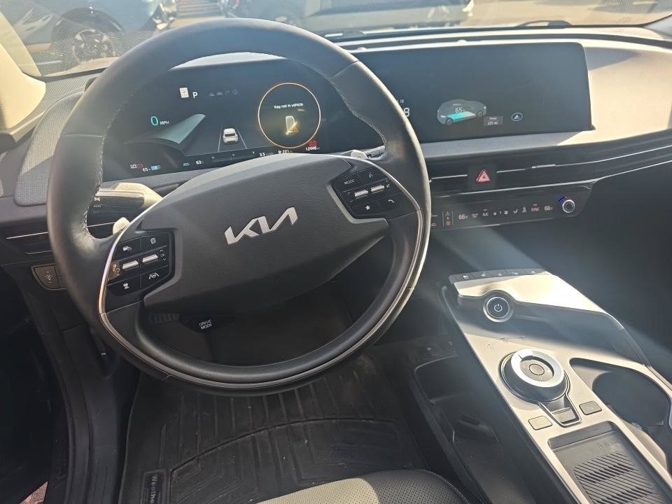 Certified 2023 Kia EV6 Wind AWD/4WD image 7