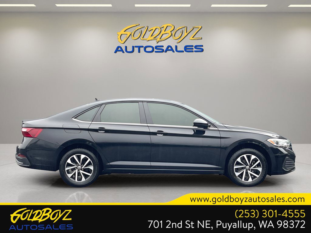 Used 2023 Volkswagen Jetta S image 3