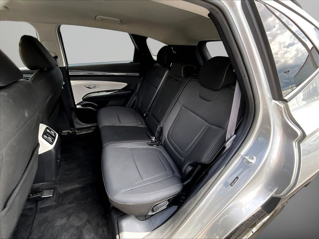 Certified 2022 Hyundai Tucson SEL w/ Cargo Package AWD/4WD image 22