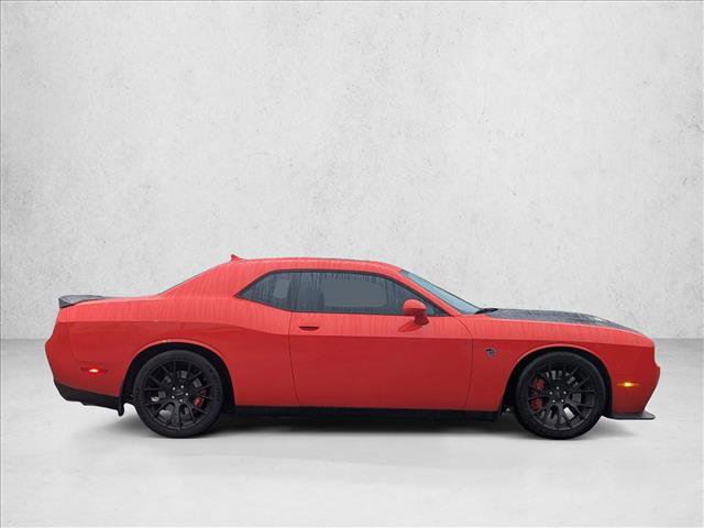 Used 2016 Dodge Challenger SRT Hellcat RWD image 4