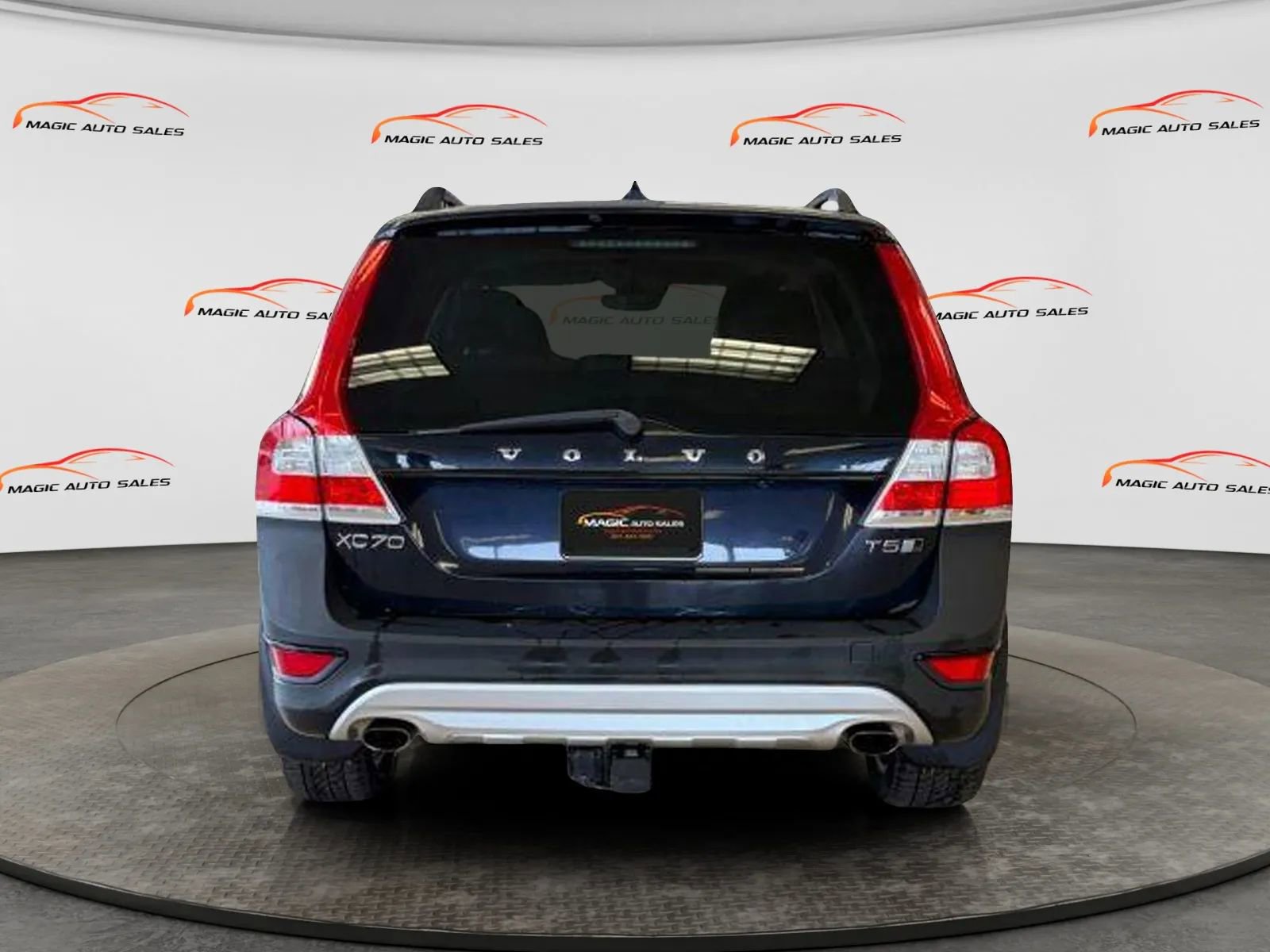 Used 2016 Volvo XC70 T5 Premier w/ Proximity Package image 5