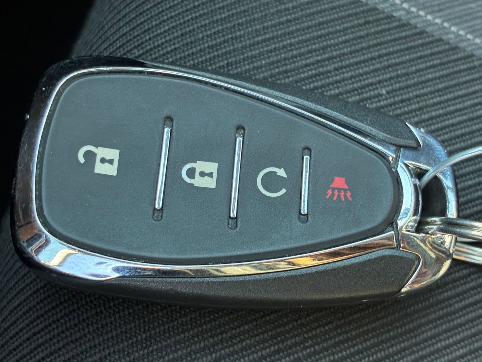 Used 2025 Chevrolet Blazer LT image 25