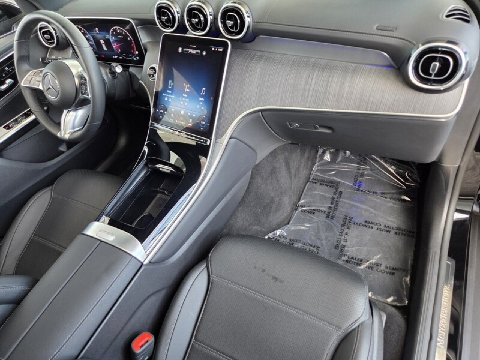 Certified 2023 Mercedes-Benz GLC 300 image 19