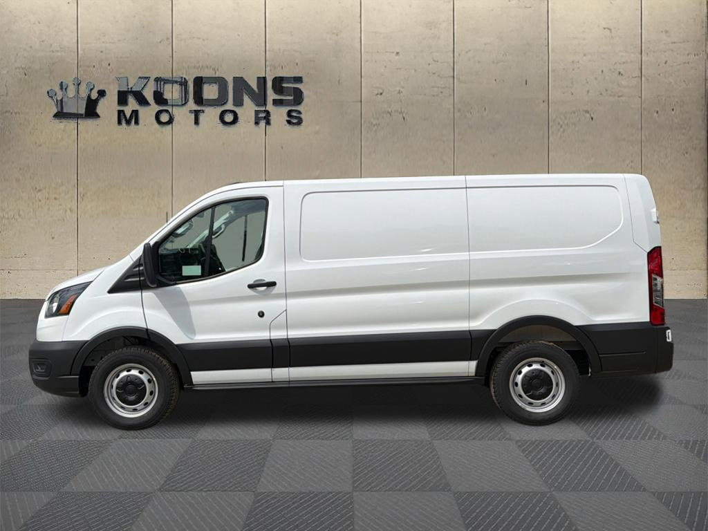 New 2027 Ford Transit 150 Low Roof w/ Load Area Protection Package RWD image 4