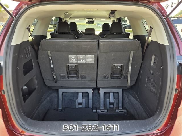 Used 2023 Kia Carnival LX FWD image 18