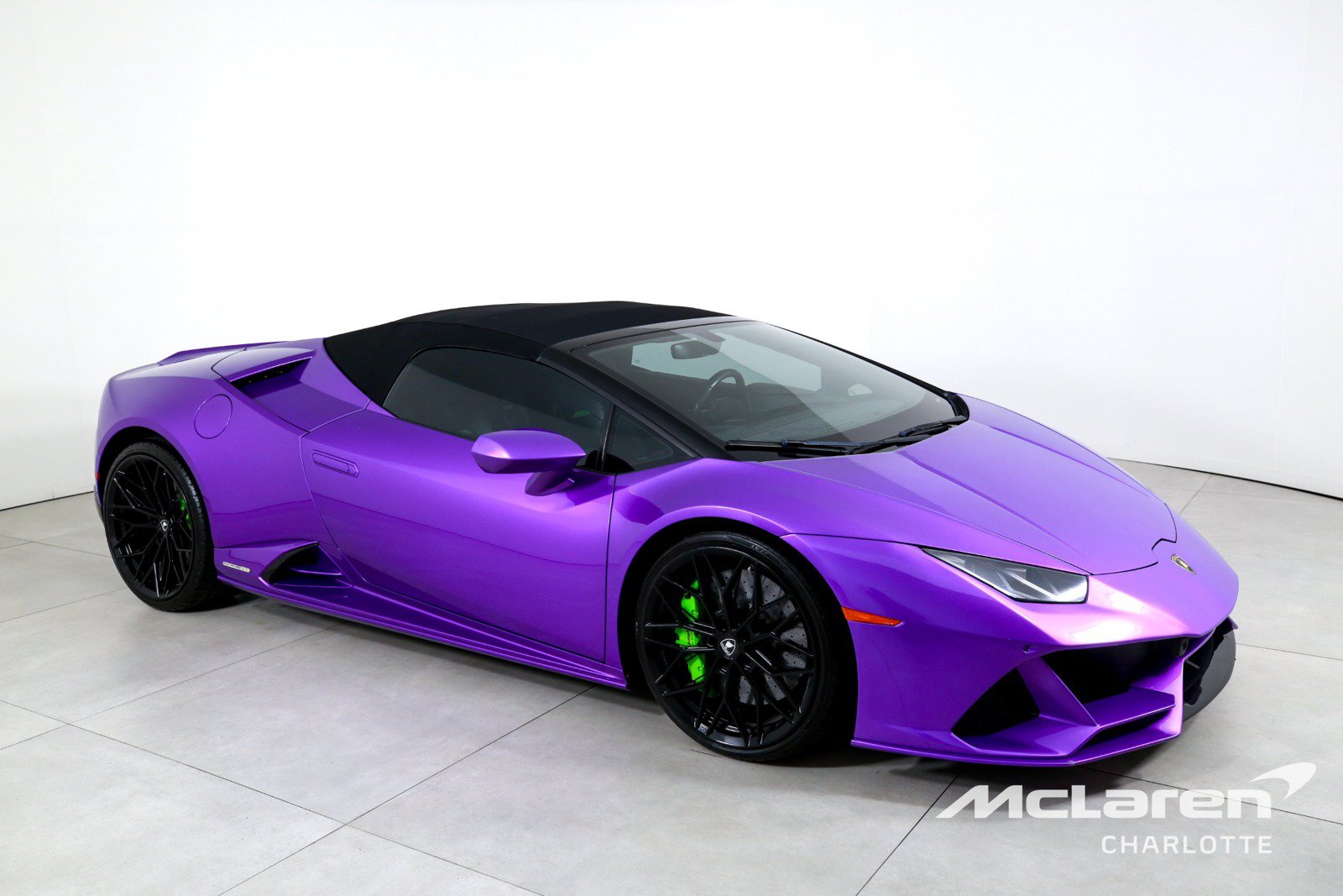 Used 2020 Lamborghini Huracan EVO AWD/4WD image 3