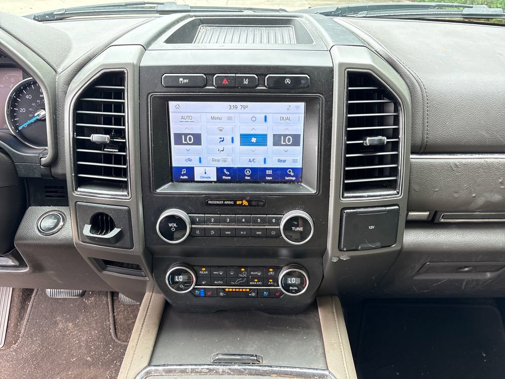 Used 2020 Ford Expedition XLT w/ Equipment Group 202A RWD image 22
